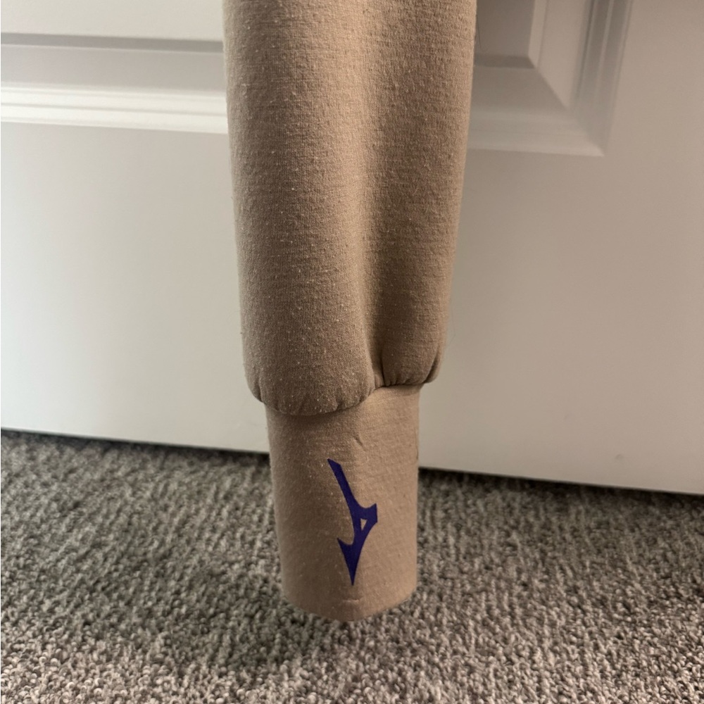 Mizuno Tan Cropped Hoodie Ronda Rousey Collection - Picture 5 of 6